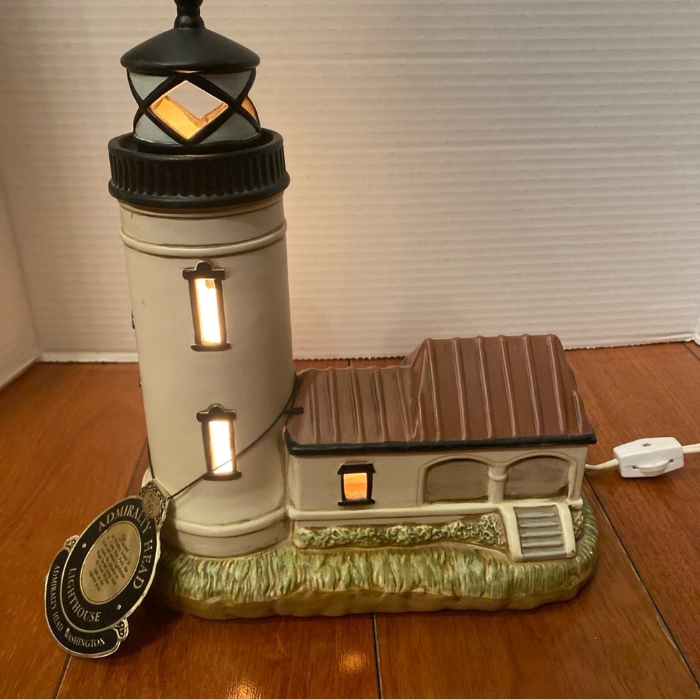 1993 Admiralty Head Lighthouse Lefton Historic American Collection Lamp